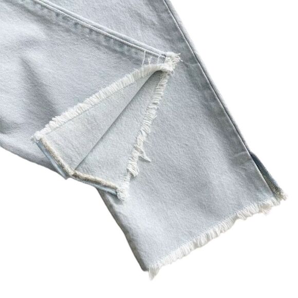 Levi's 501 Button Fly Cropped Straight Leg Split Hem Jeans Blue Size 27 x 26 - Picture 8 of 16